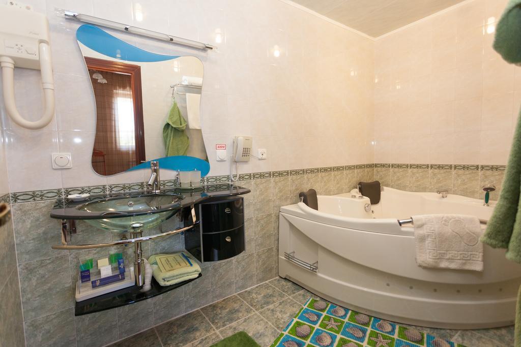 Rahat Hotel Aktau  Exterior foto